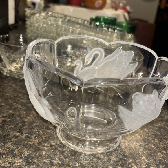 6” Crystal Swan Candy/Trinket Dish -24% Lead - Picture 4 of 5